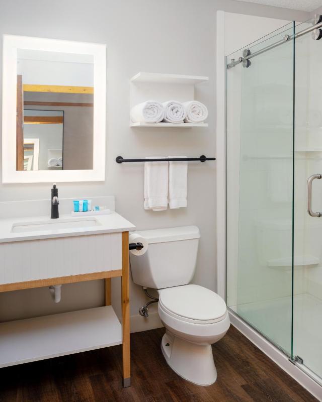 Double Room with Mountain View image 3