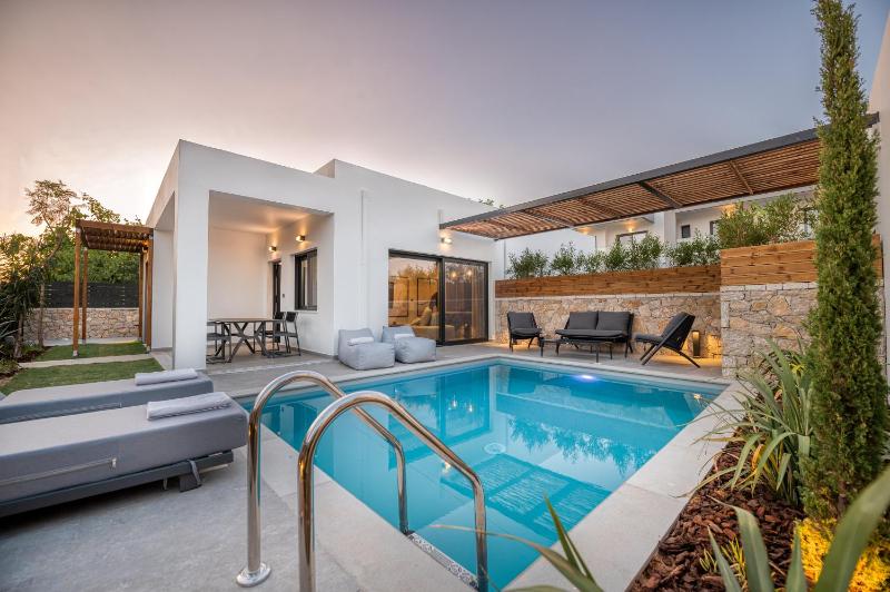 Sezian Boutique Homes and Villas - image 8
