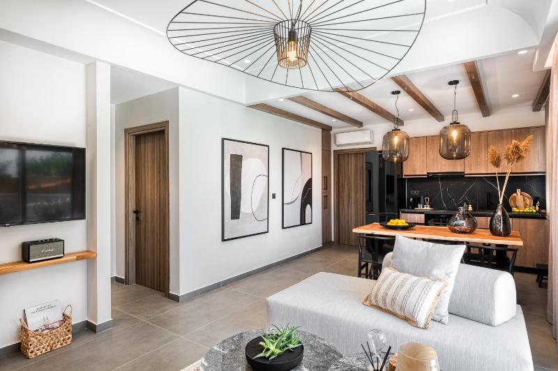 Sezian Boutique Homes and Villas - image 47