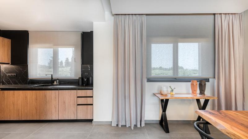 Sezian Boutique Homes and Villas - image 38