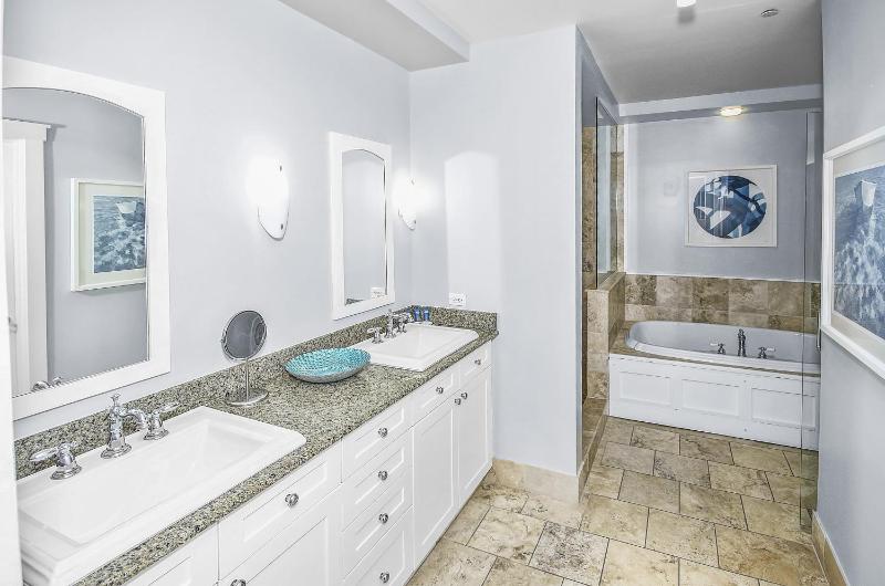STUNNING GULF VIEWS - 3BR WaterSound Condo #426A - Steps to Beach and Pool condo - image 23