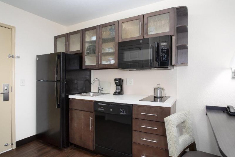 Standard Double Suite image 1