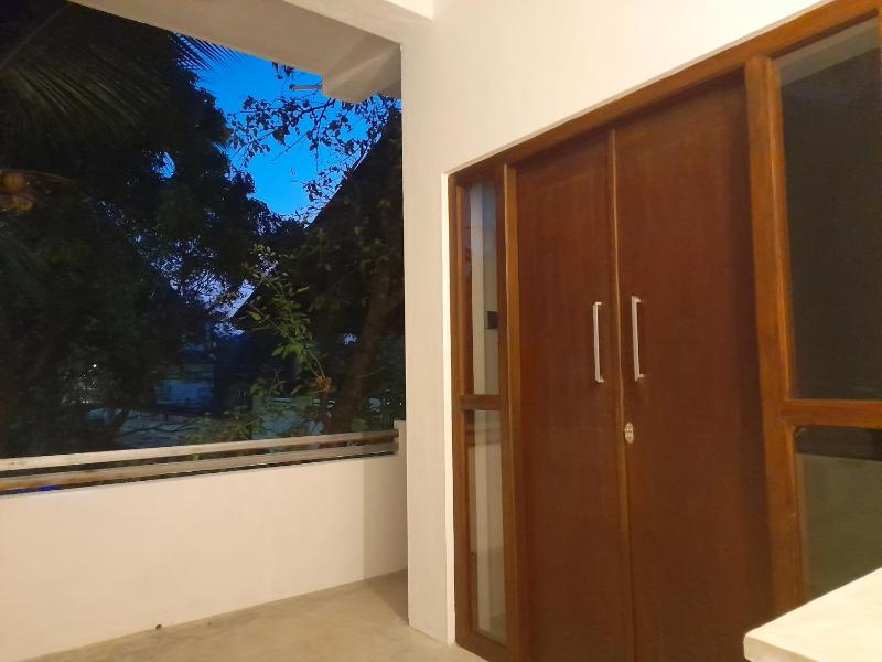 Gloria Inn - image 35