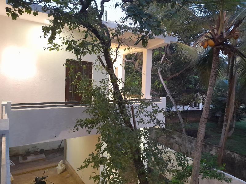 Gloria Inn - image 22