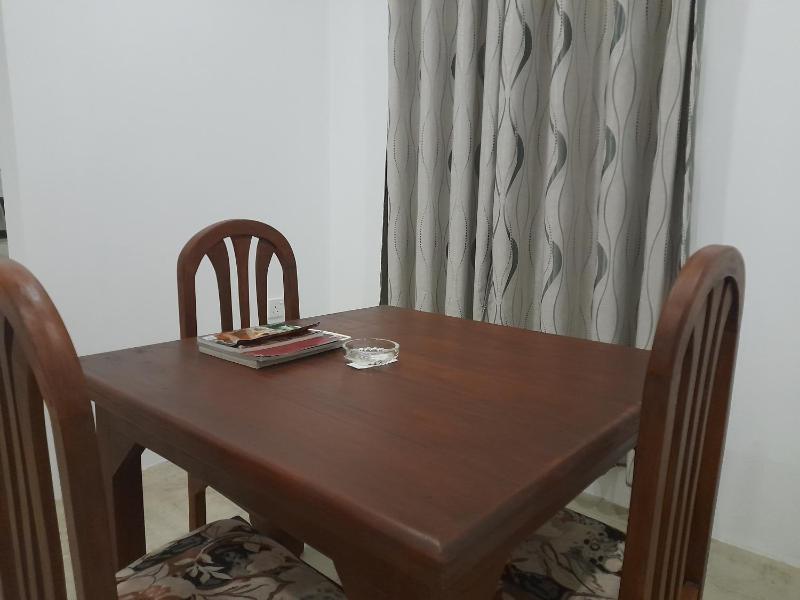 Gloria Inn - image 8
