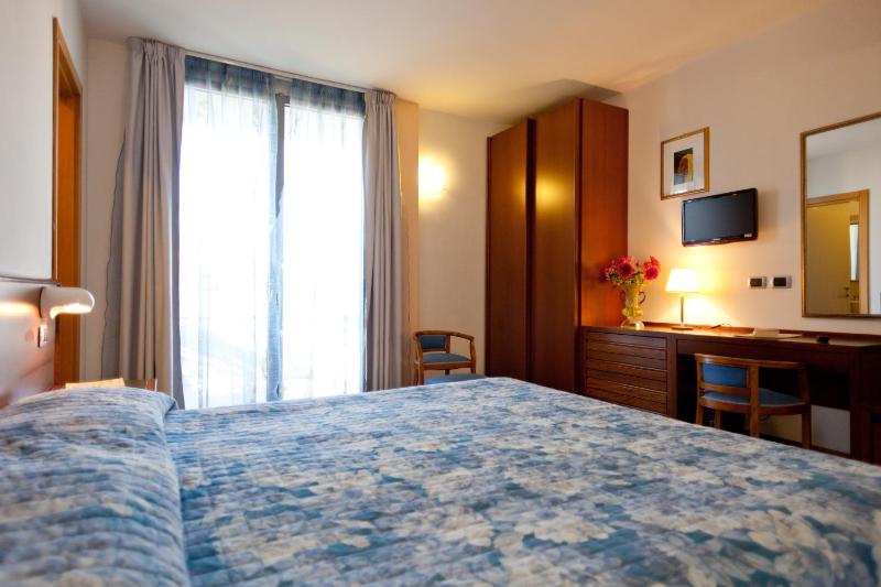 Hotel Idania - image 16