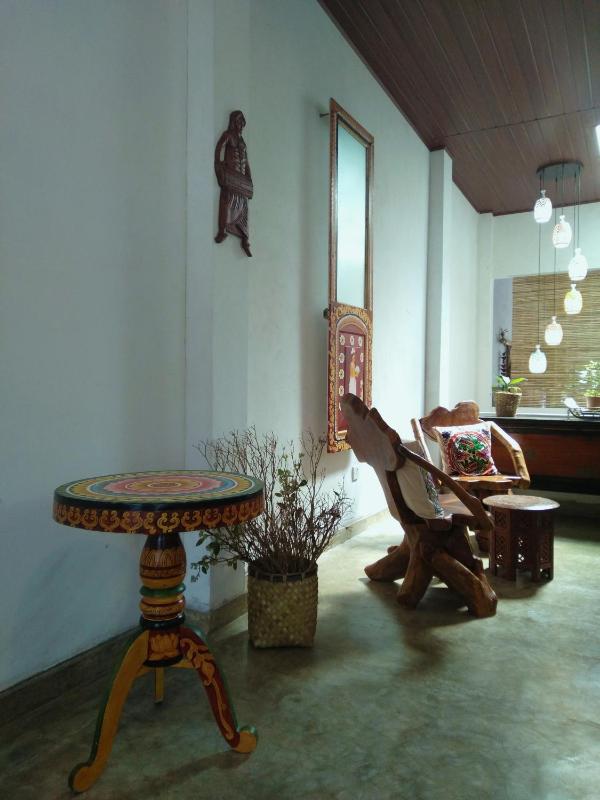 Barefoot Inn Kandy - image 12