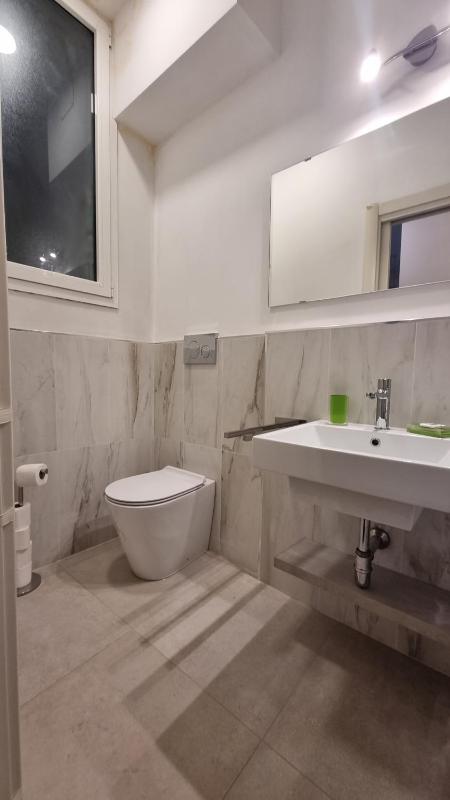 Deluxe Apartment image 2