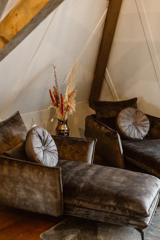 Executive Suite image 2