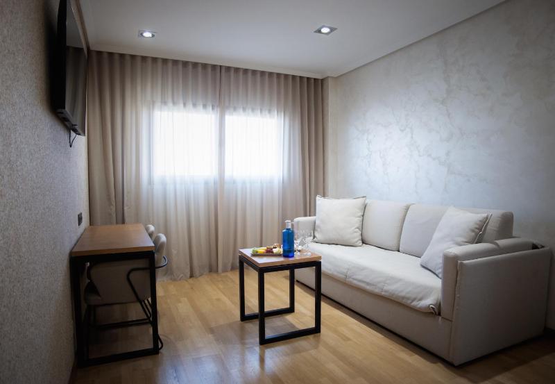 Junior Suite image 3