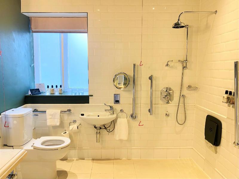 Double Room - Disability Access image 3