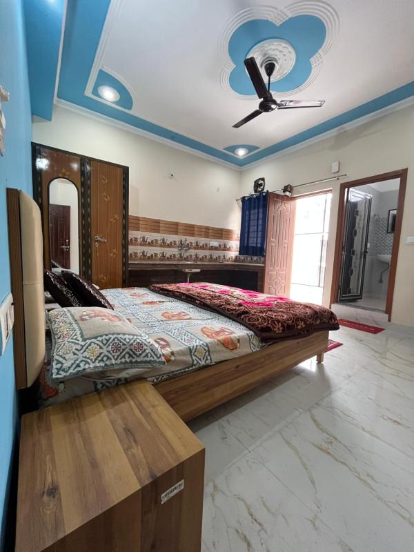 Anvi Home Stay - image 8