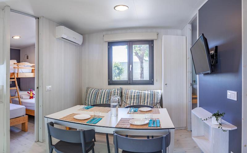 Bungalow image 2