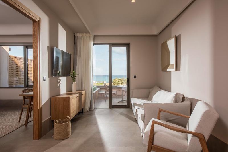 Paralos Venus Suites Adults Only - image 15