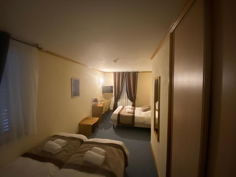 Quadruple Room image 1