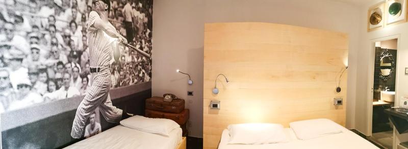 Quadruple Room image 4