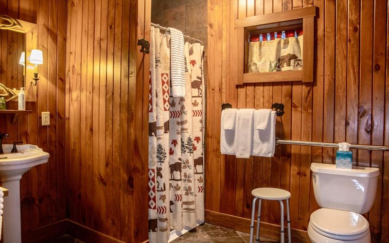 Quadruple Room - Disability Access image 2