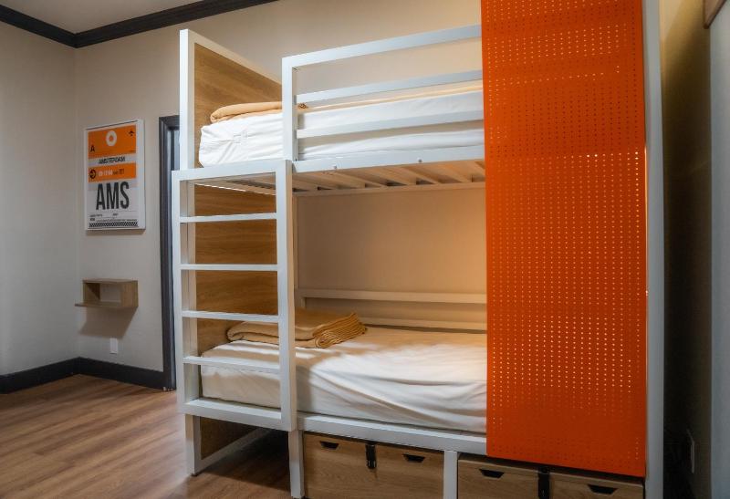 Amsterdam Hostel San Francisco - image 8