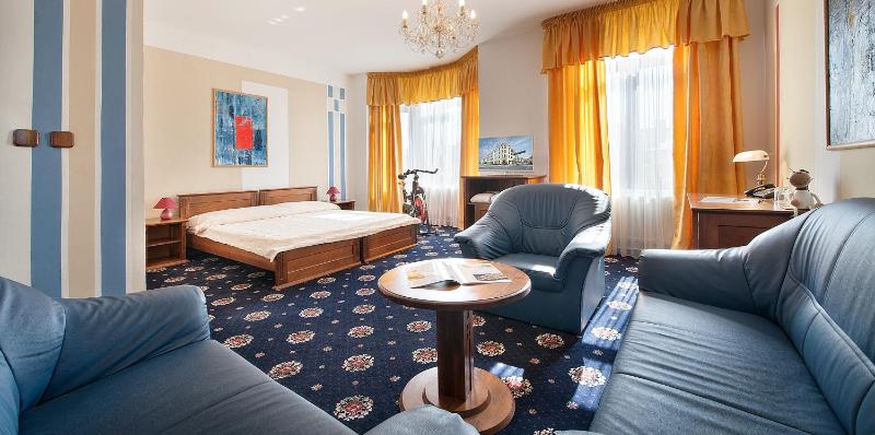 Junior Suite image 2