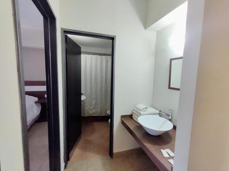 Urquiza Suites Salta - image 9