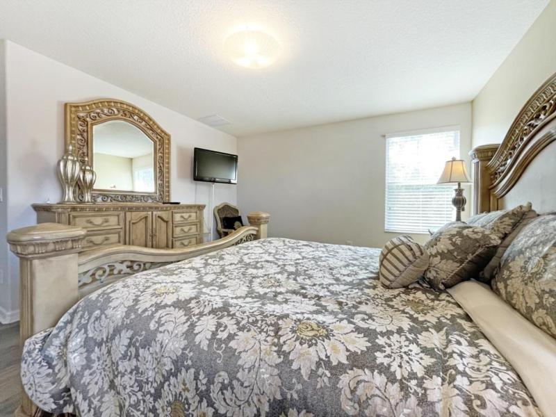 Mariel Oasis home - image 32
