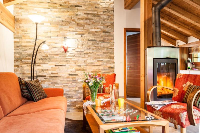 Chalet with Private Outdoor Hot Tub image 3