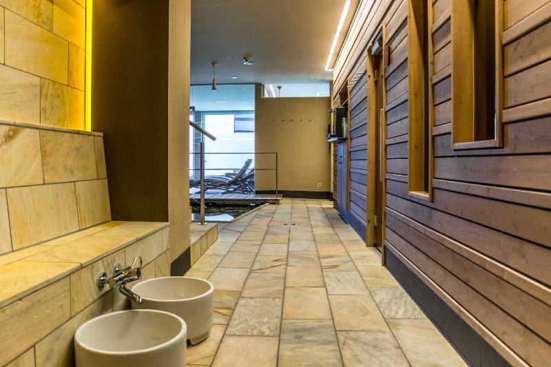 Apartment Alpenrose 2.5 mit Mitbenutzung SPA & Wellness - GRIWA RENT AG - image 16