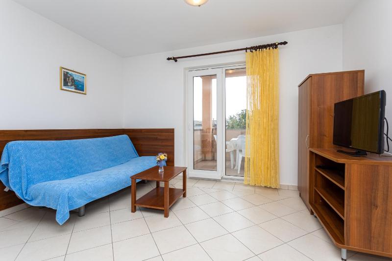 Apartments Crnekovic IV - image 5