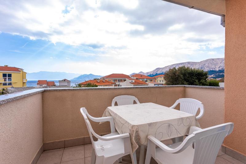 Apartments Crnekovic IV - image 6