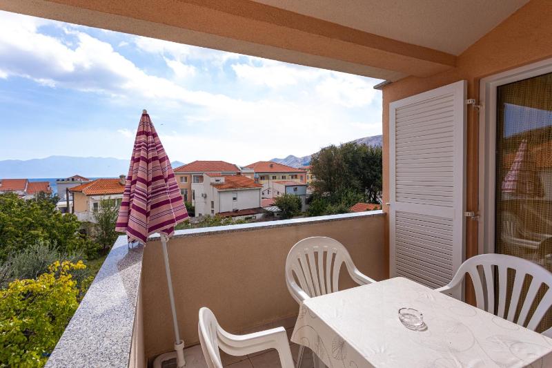 Apartments Crnekovic IV - image 9