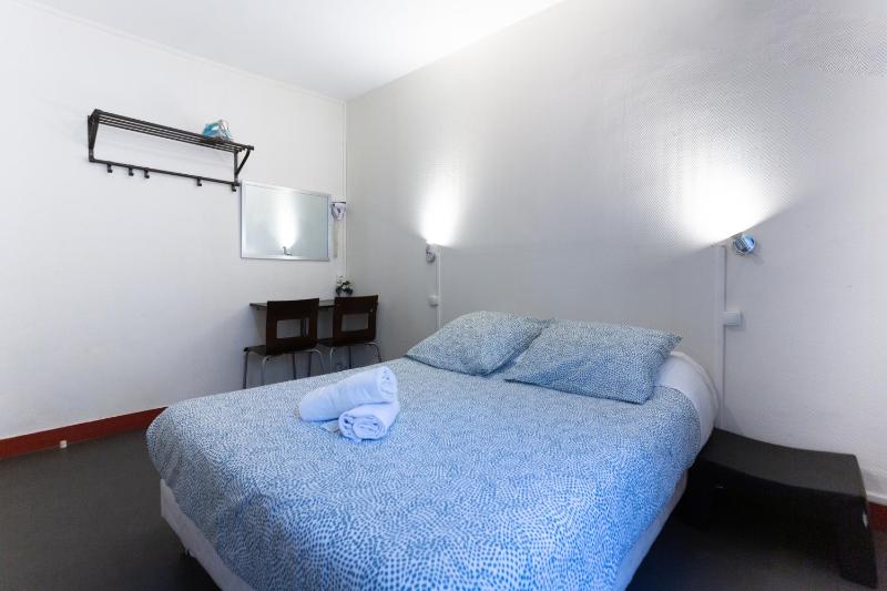 Deluxe Double Room image 4