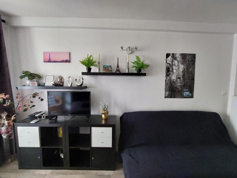 Apartment image 3