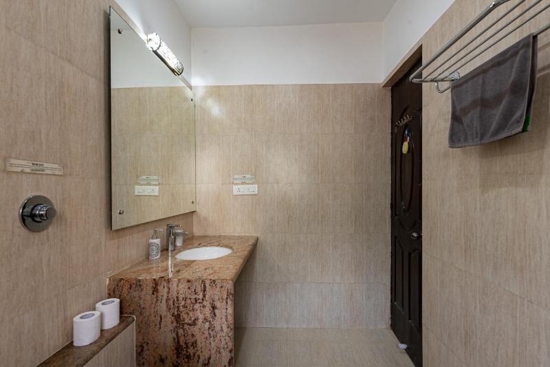 Lavish Executive Villa with Private Swimming Pool - image 41
