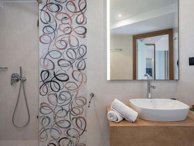 Double or Twin Room - Disability Access image 4