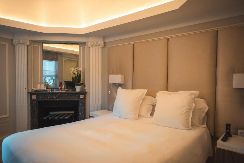 Privilege Single Room image 3