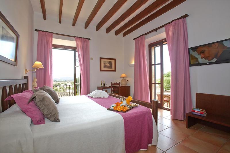 Double Room with Terrace image 1