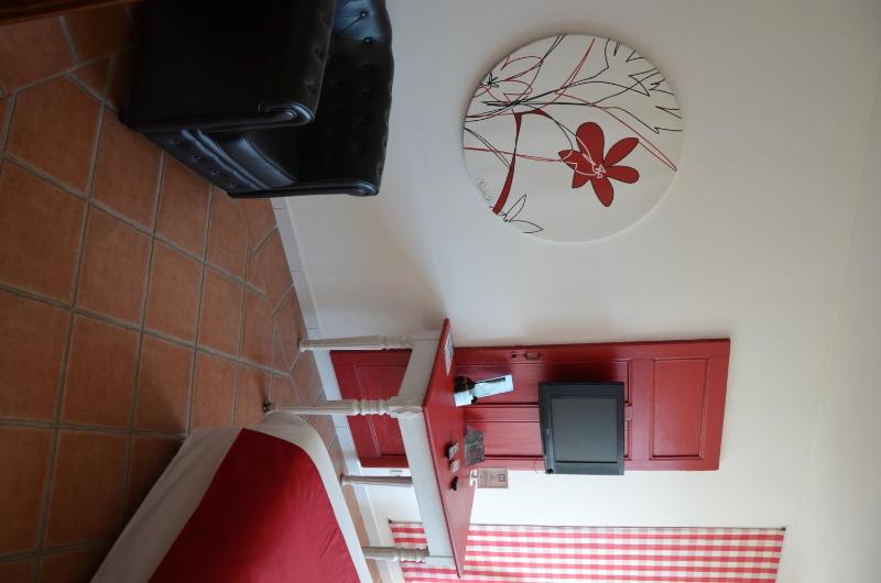 Superior Double Room image 3
