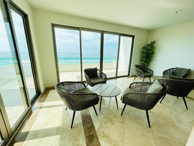 Brujas Tower Beach Resort - image 4