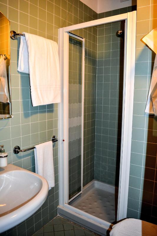 Economy Double or Twin Room image 3