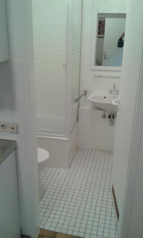 Queen Studio with Sofa Bed - Roon Str. 8 image 3