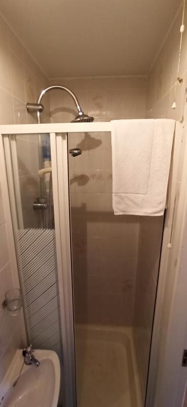 Twin Room with Partial Sea View image 4