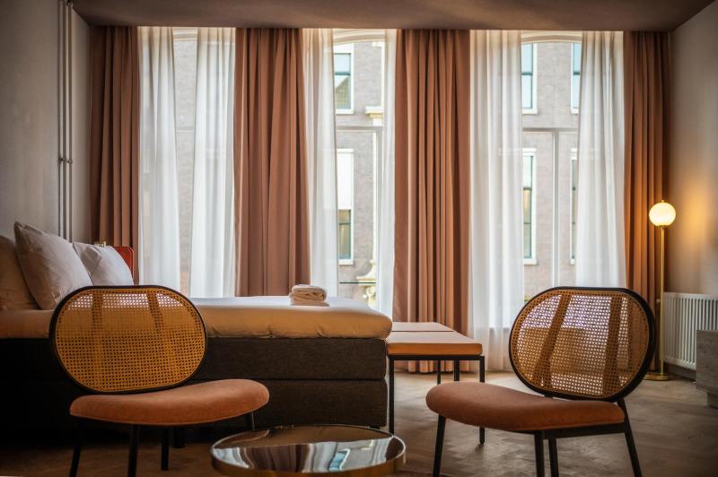 Suite with City View image 1