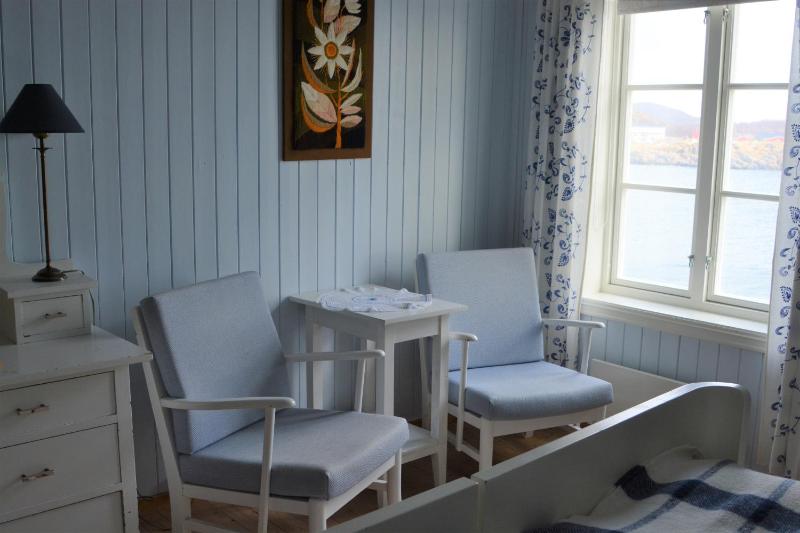 Superior Double or Twin Room with Sea View image 4