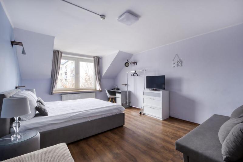 Double Room image 2