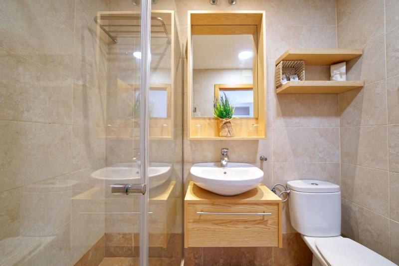 Suite with Terrace and Ocean View image 3