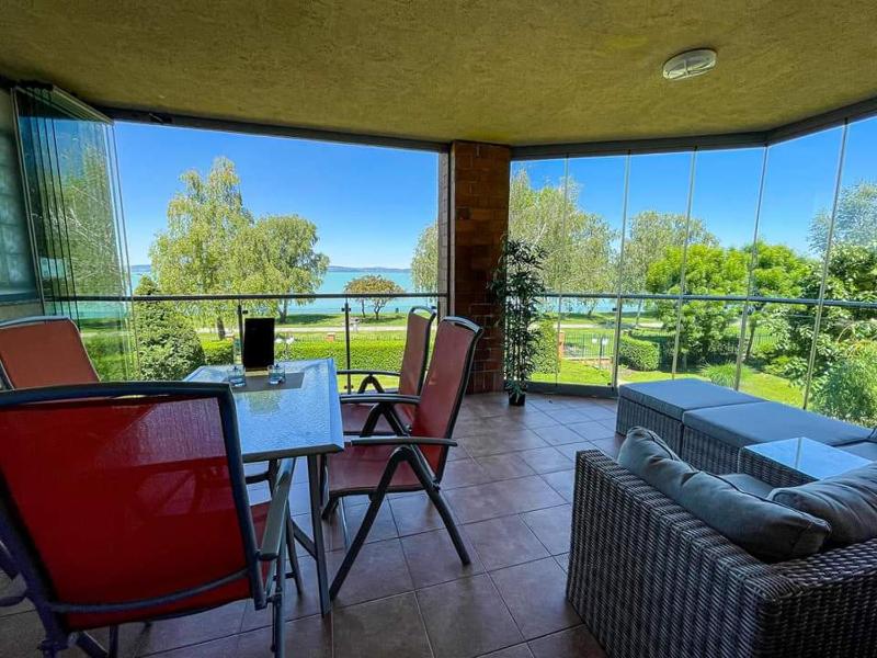 Galérius Aranypart Apartman - image 1