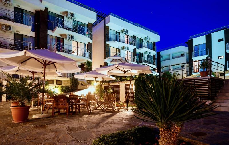 Seaside Garden Apartment with 2 BR for up to 5 pax - image 11