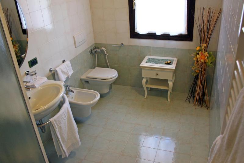 Triple Room image 4