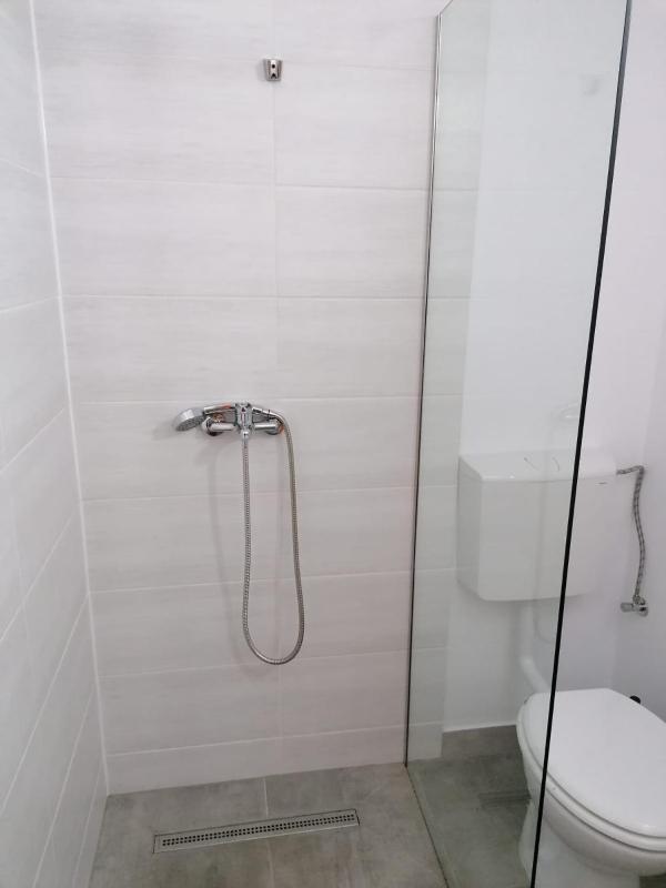 Double Room image 2