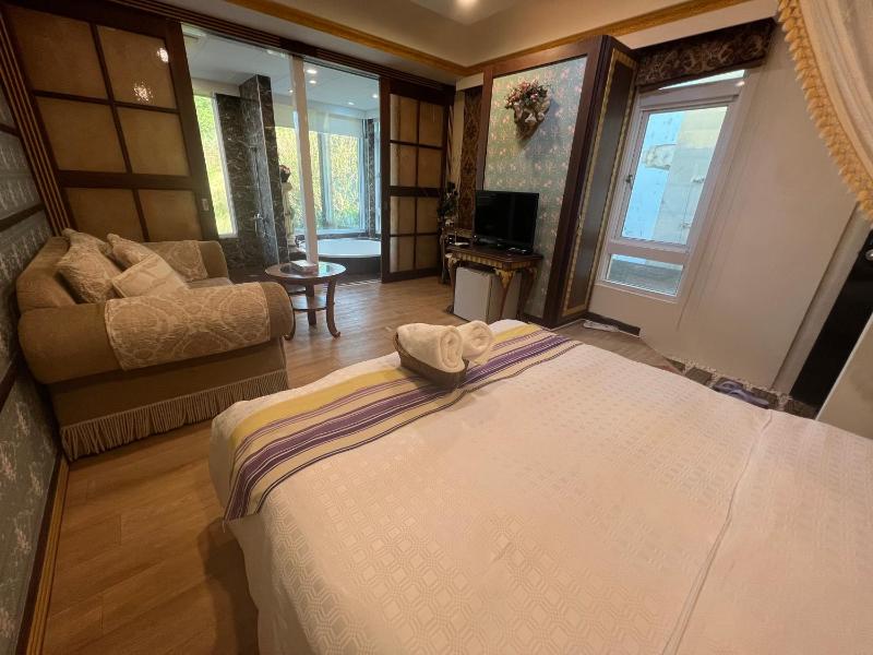 Ming Jun Homestay - image 13